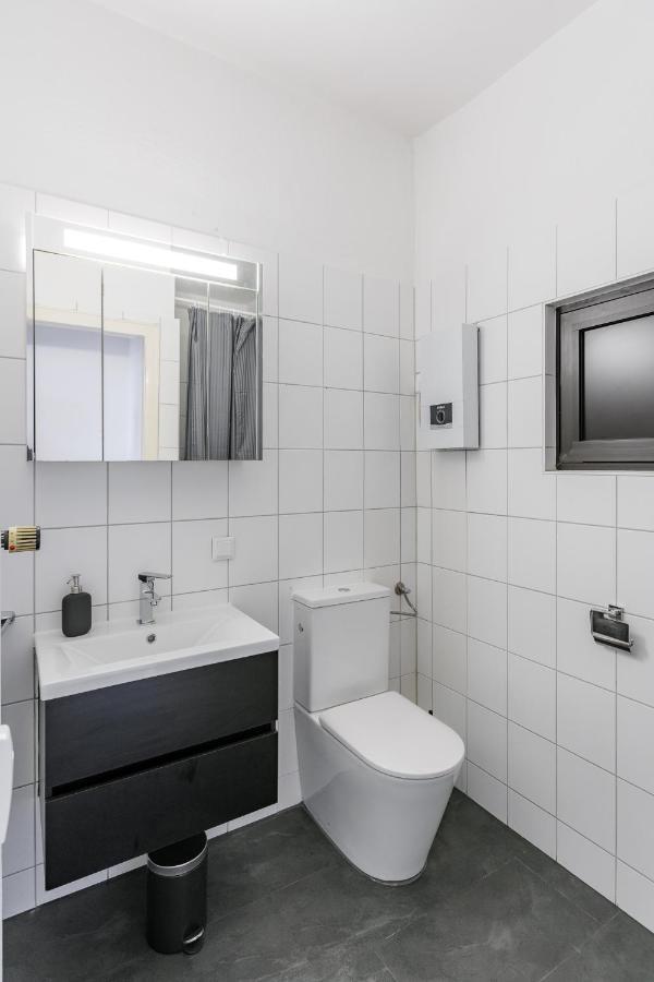 Flats 4 You, Moderne City Wohnung Naehe Hbf, Due-Messe 20 Min, Netflix, Kueche Duisburg Eksteriør billede