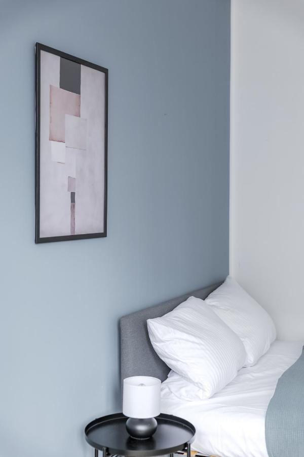 Flats 4 You, Moderne City Wohnung Naehe Hbf, Due-Messe 20 Min, Netflix, Kueche Duisburg Eksteriør billede
